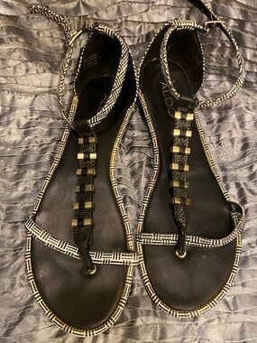 Vintage Aldo Black T-Strap Sandals with White & Black Pattern and Gold Accents